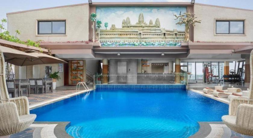 Essence Hotel-Phnompen Kültér fotó