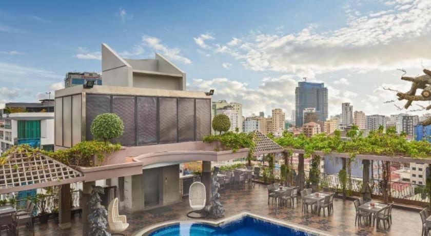 Essence Hotel-Phnompen Kültér fotó