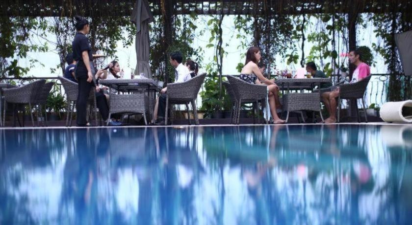 Essence Hotel-Phnompen Kültér fotó